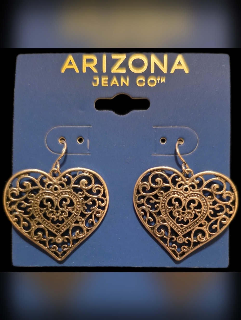 Silvertone Filigree 🤍 Drop Earrings